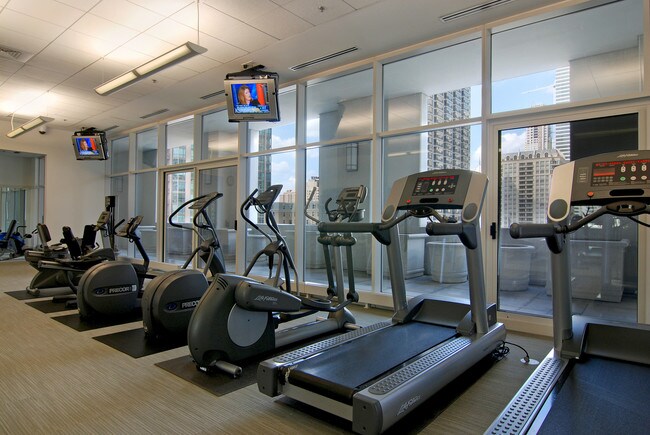 Building Photo - 55 E Erie St