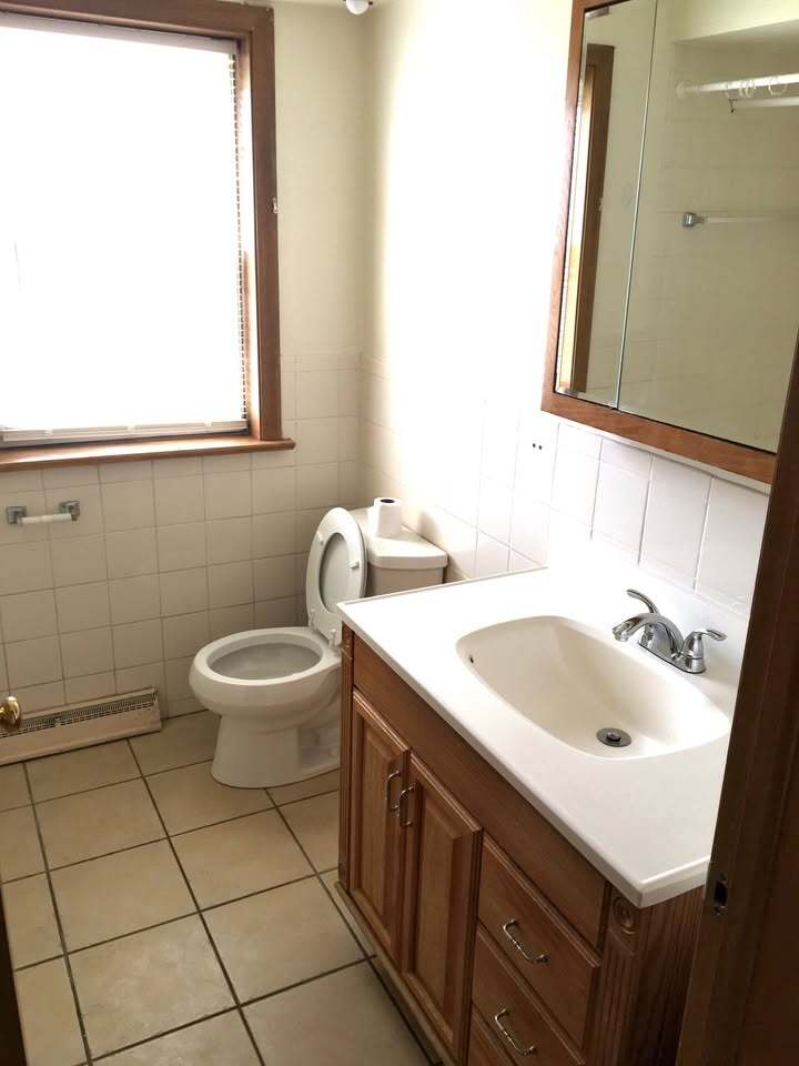 Building Photo - 10350 Milford St