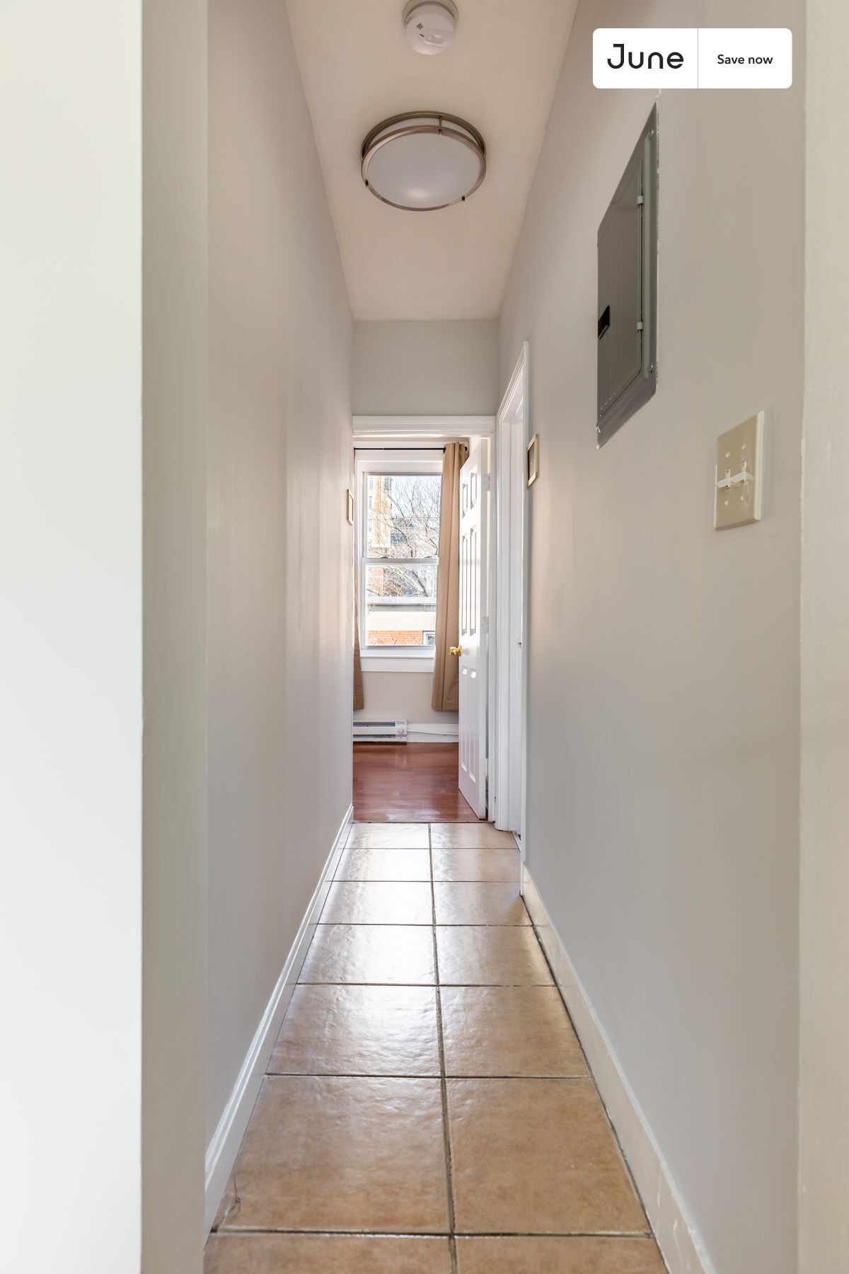 Building Photo - 102 Tyler St