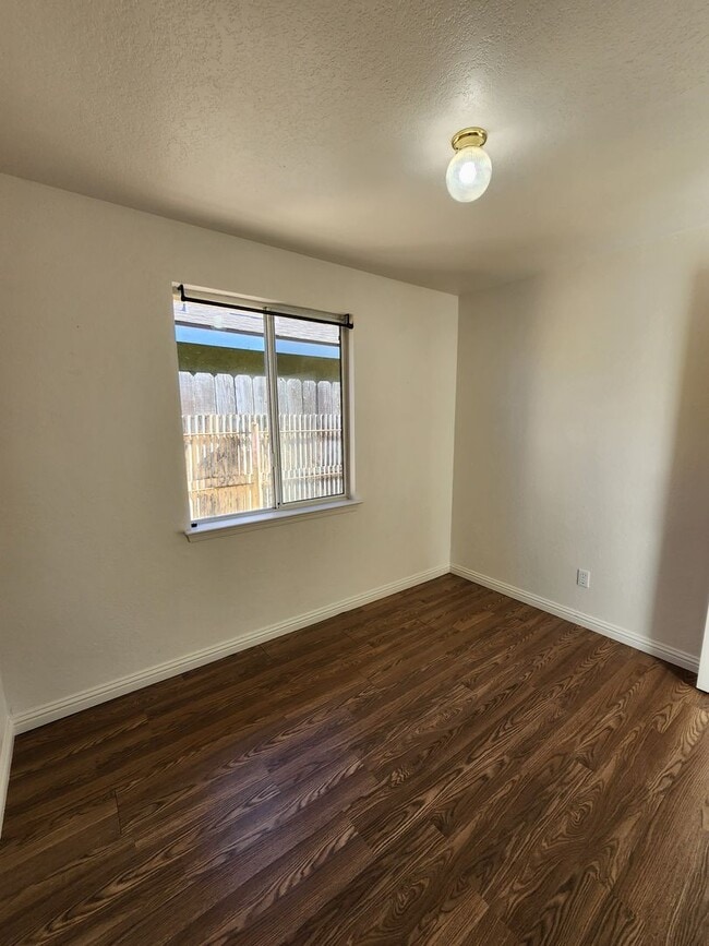 Building Photo - Bright Two-Story 3BR Home Near the Beach with Private Yard