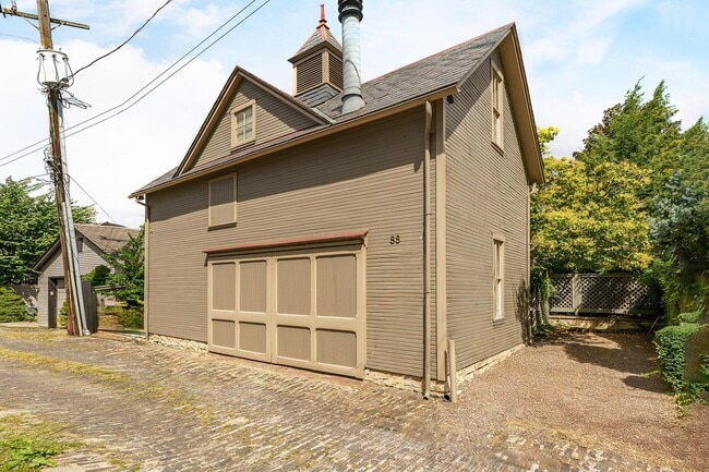 Building Photo - 88 Redbud Alley