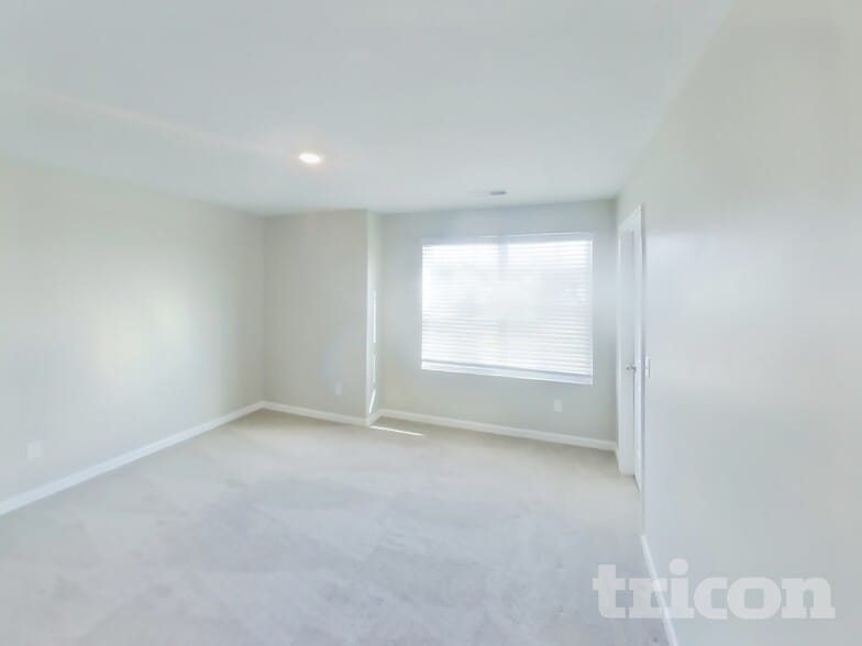Building Photo - 6941 Sunny Parks Dr