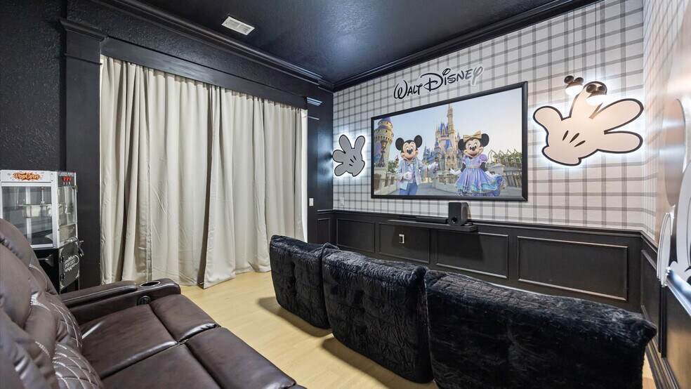 Building Photo - 5024 Shoreway Loop