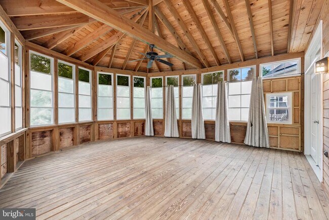Building Photo - 21354 Fultonham Cir