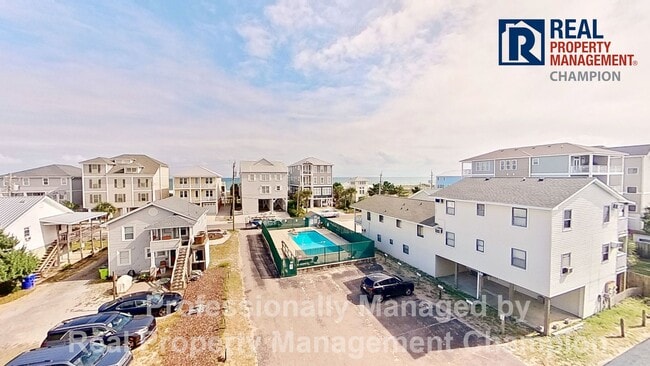 Building Photo - Year Round Fully Furnished Ocean View Cond...