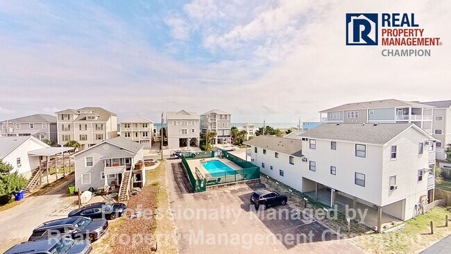 Building Photo - Year Round Fully Furnished Ocean View Condo on Carolina Beach