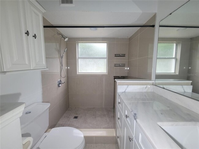 Building Photo - 9827 Dean Cove Ln