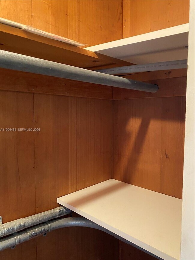 Building Photo - 40 Almeria Ave