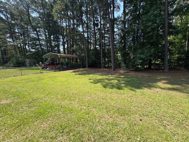 Building Photo - 204 Cobblestone Ct