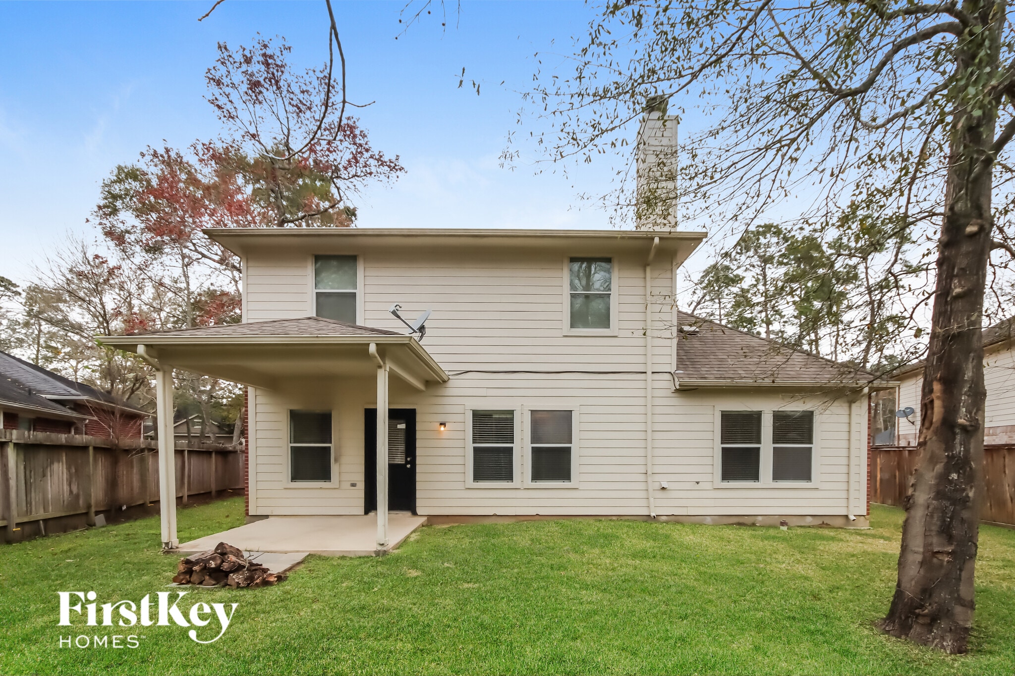 Building Photo - 16426 Rudder Dr