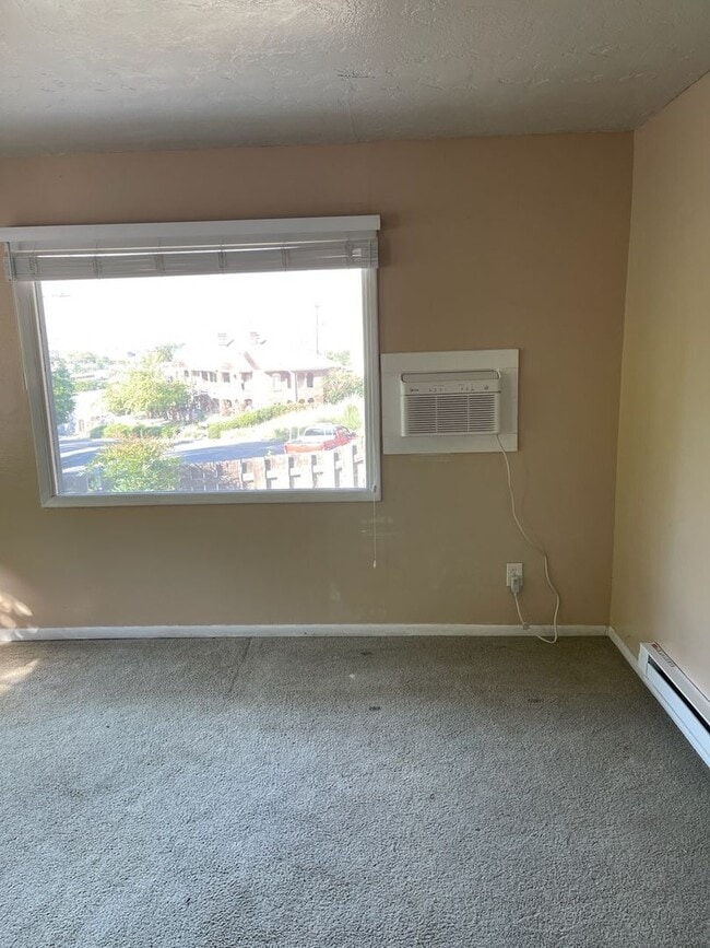 Building Photo - Johnson Duplex Apartments