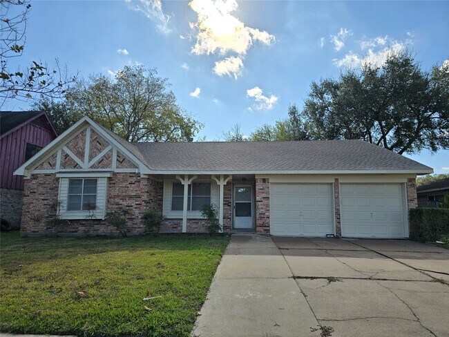 Building Photo - 11931 Tanager St