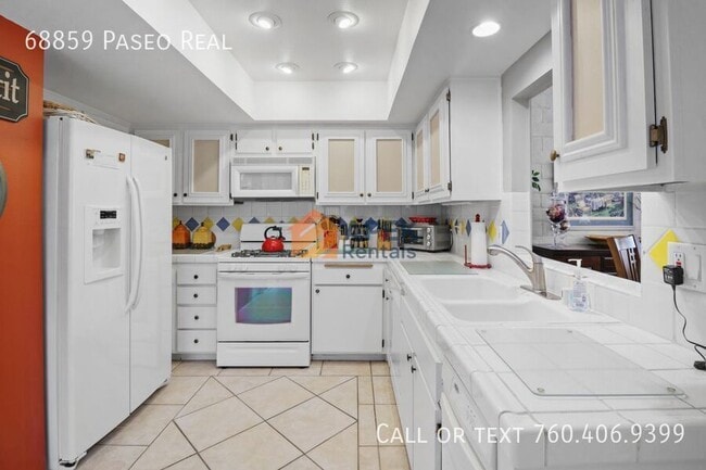 Building Photo - 68859 Paseo Real