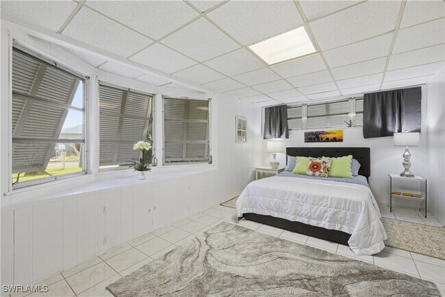 Building Photo - 2261 11th St N