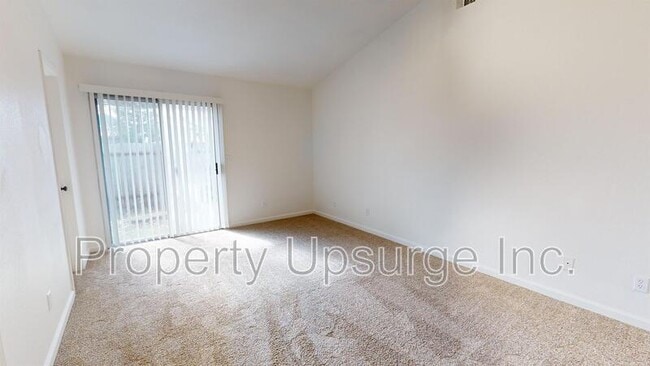 Building Photo - 1487 Bradford Way