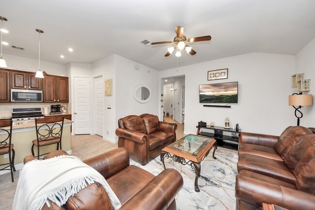 Building Photo - 8806 Chapada Highlands Dr