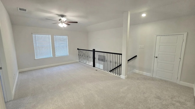 Building Photo - 3029 Hollybrook Ln