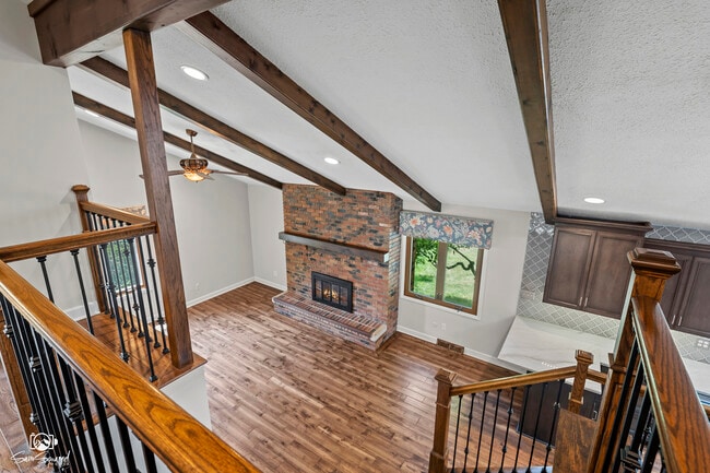 Building Photo - 509 Apollo Dr