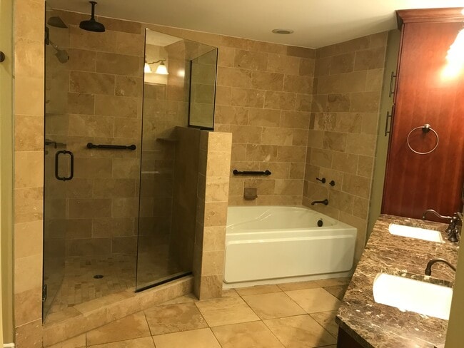 Building Photo - 432 S Willaman Dr