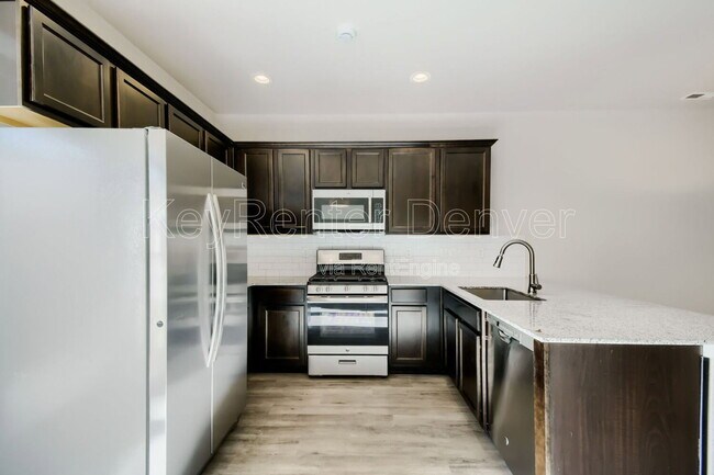 Building Photo - 13630 Garfield St