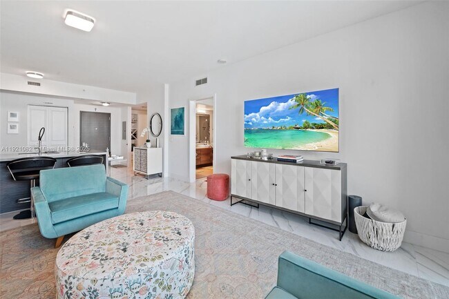 Building Photo - 1080 Brickell Ave