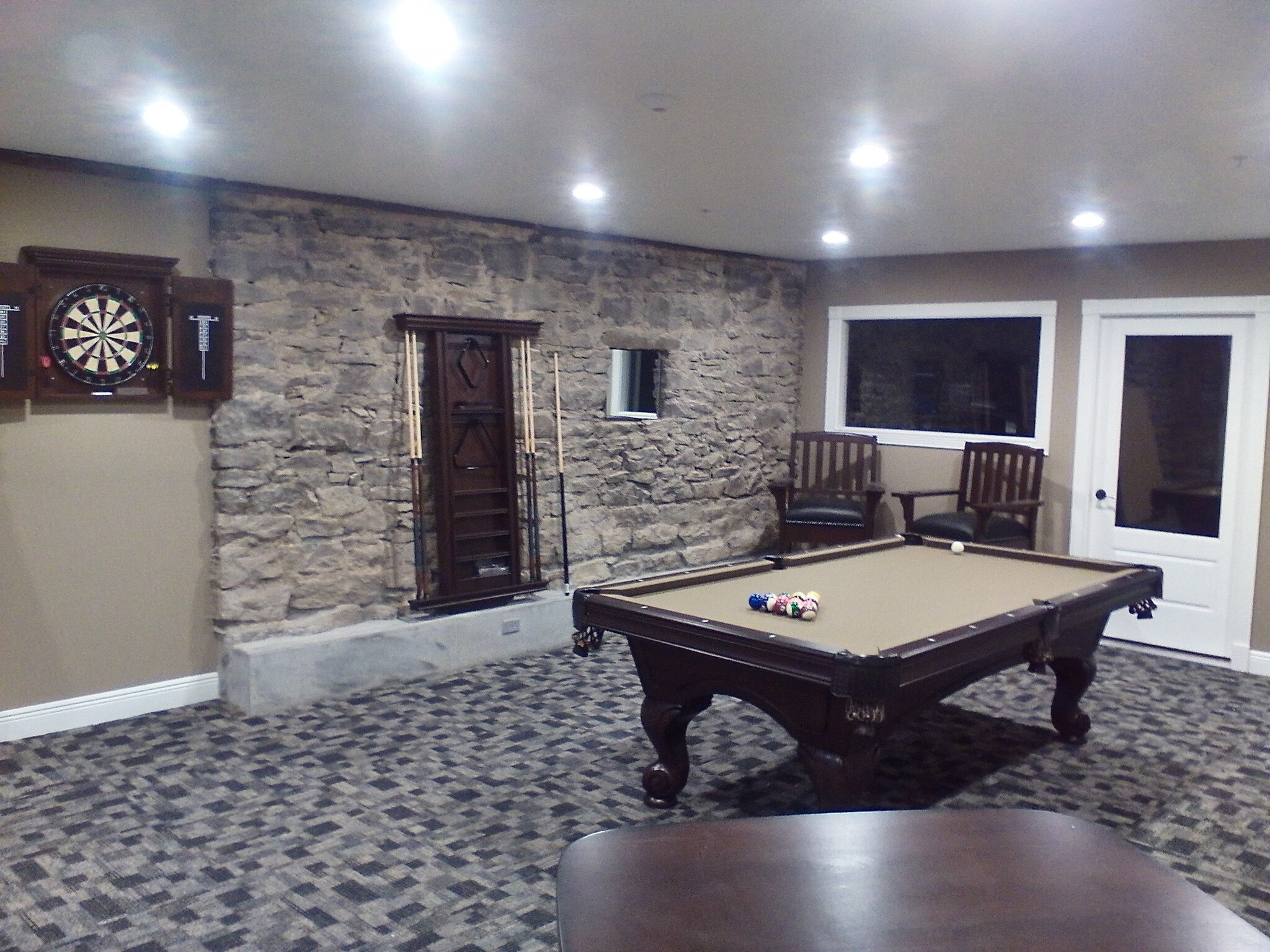 Dart, Billards, Couch and TV's - 114 E University St