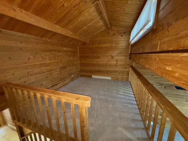 Building Photo - 1655 W Big Trail Dr