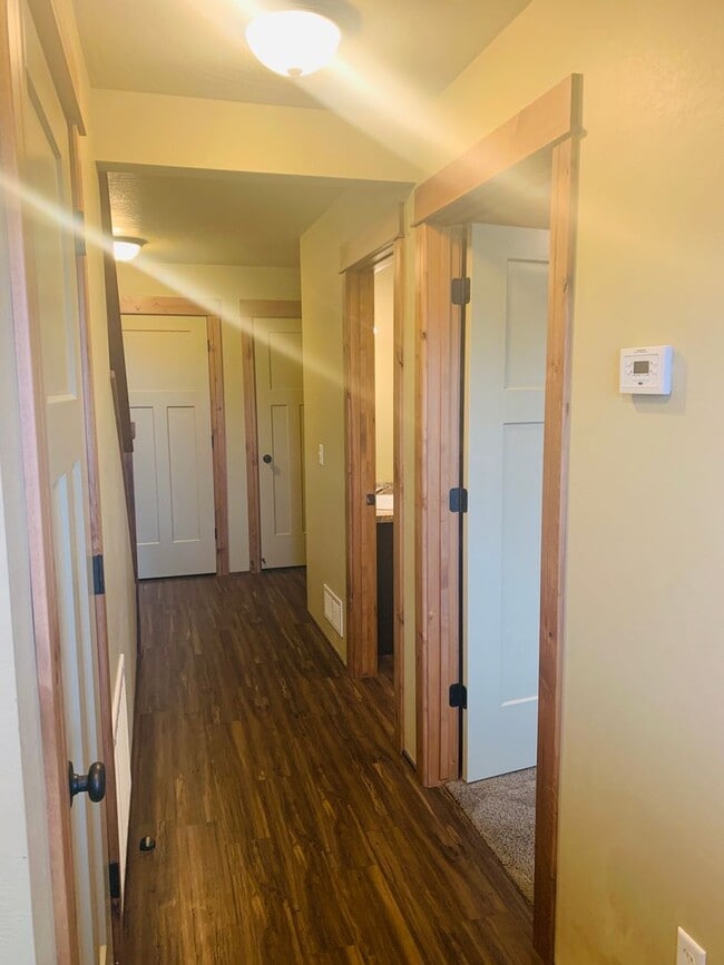 Building Photo - 4428 B Deveraux Pl