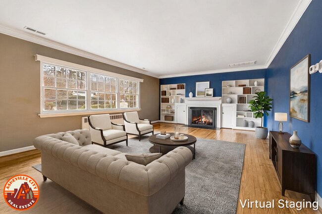 Building Photo - Bright & Inviting 2-Bedroom Home with Fenced-In Yard, Garage & Lawn Care Included