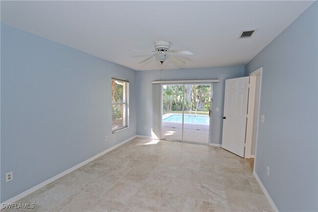Building Photo - 5461 Boxwood Way