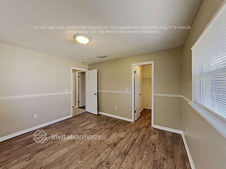 Building Photo - 5230 Kati Lynn Dr