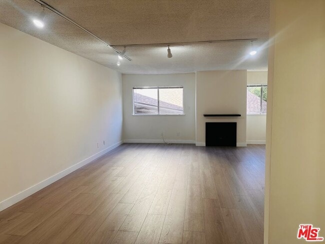 Building Photo - 601 Coeur D Alene Ave