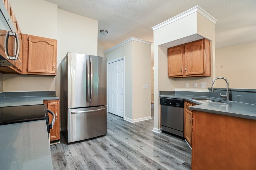Building Photo - 11240 Isthmus Ct