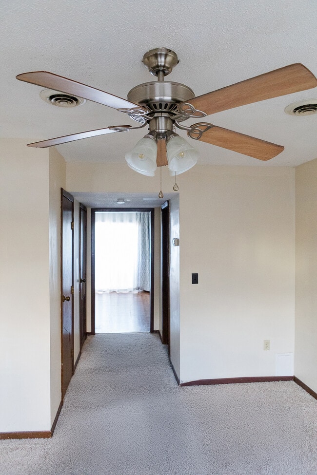 Building Photo - 1805 King College Rd