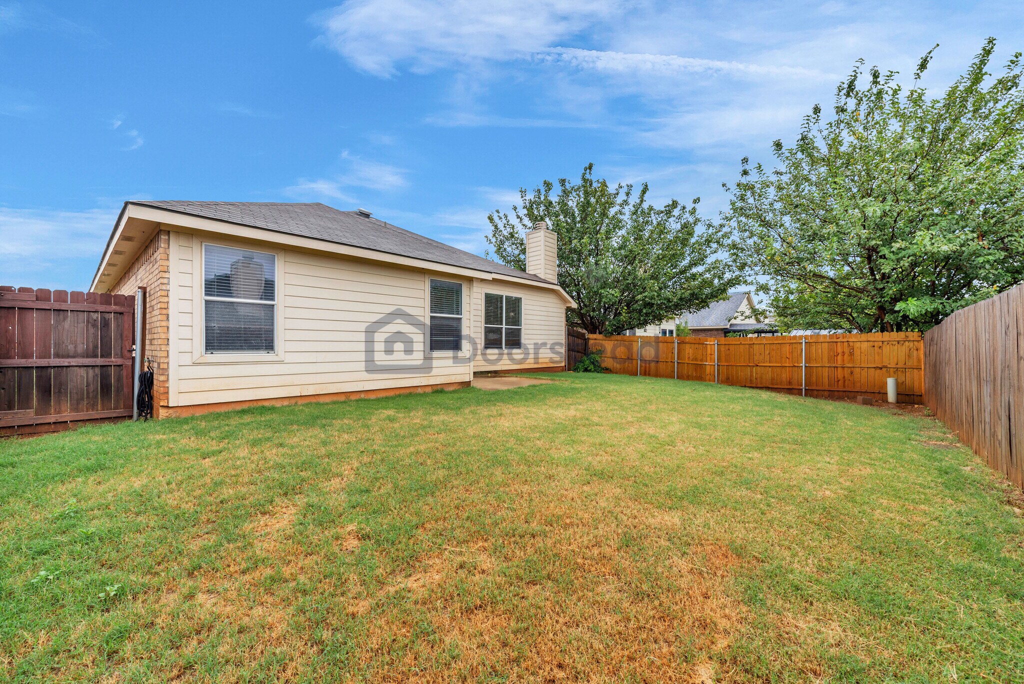 Building Photo - 523 Elk Run Dr