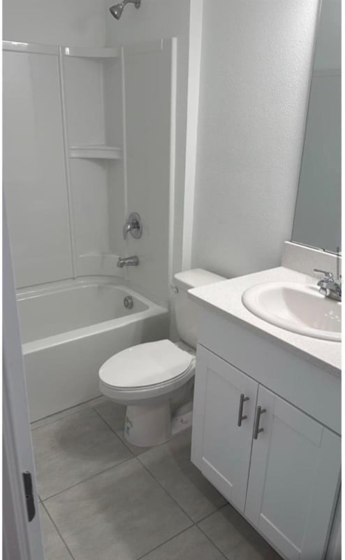 Building Photo - 208 Acorn Rd