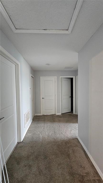 Building Photo - 600 Silver Palm Dr