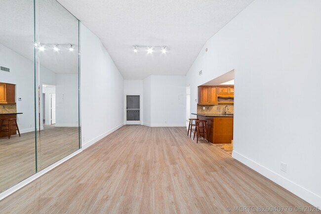 Building Photo - 3151 Leewood Terrace