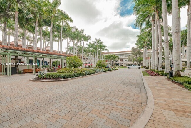 Building Photo - 4100 Salzedo St