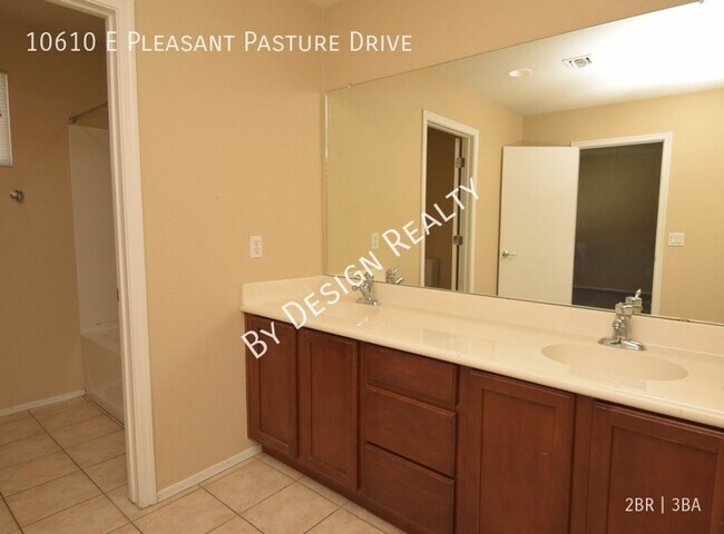 Building Photo - Sierra Morado - 2 Bed 2 Bath - Green Features - Vail Schools