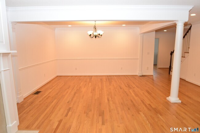 Building Photo - 109 Overshot Dr