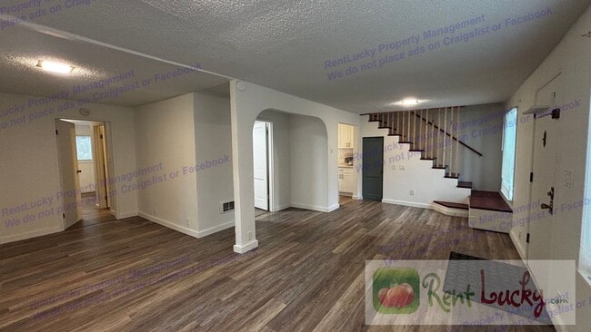 Building Photo - FREE JANUARY RENT | Amazing Finished Attic | Driveway Parking