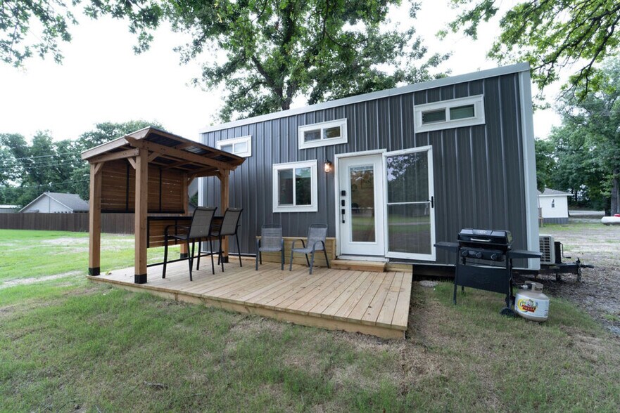 Building Photo - 2979 Edge Rd
