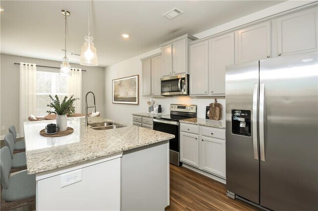 Building Photo - 5379 Fox Den Rd