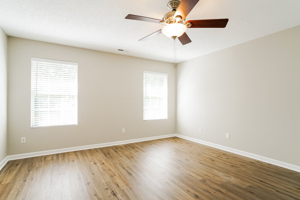Building Photo - 409 Texanna Way