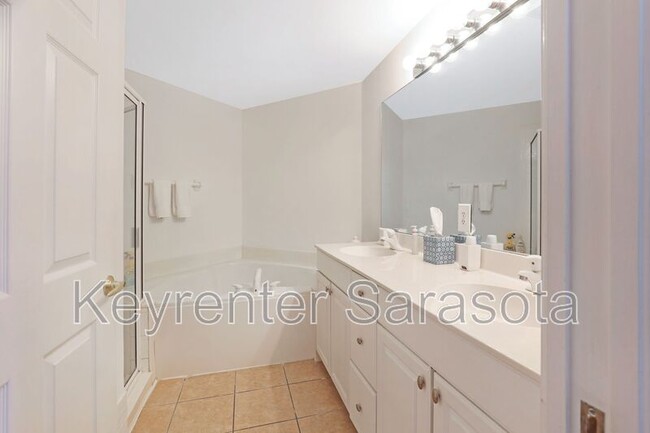 Building Photo - 7068 Prosperity Cir