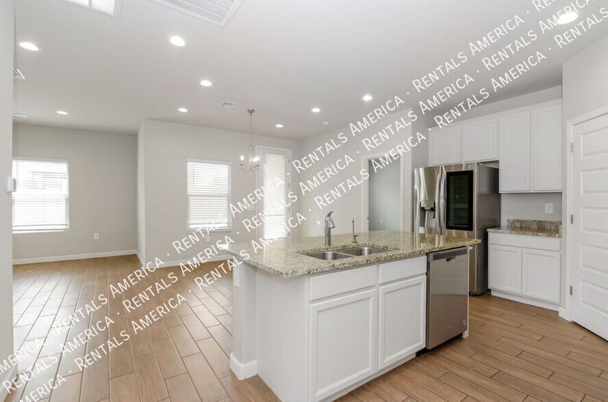 Building Photo - 10151 N Sand Sage Trail