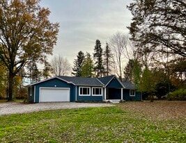 Building Photo - 5041 Medina Rd