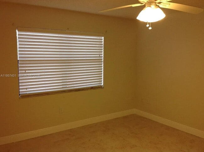 Building Photo - 10734 SW 117th Pl