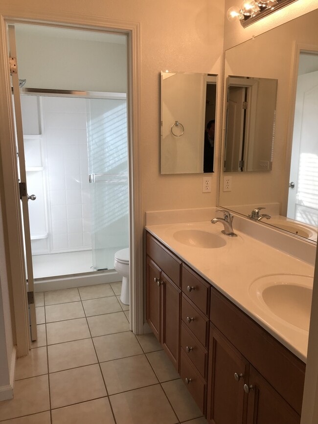 Building Photo - Two story in desirable north Turlock!